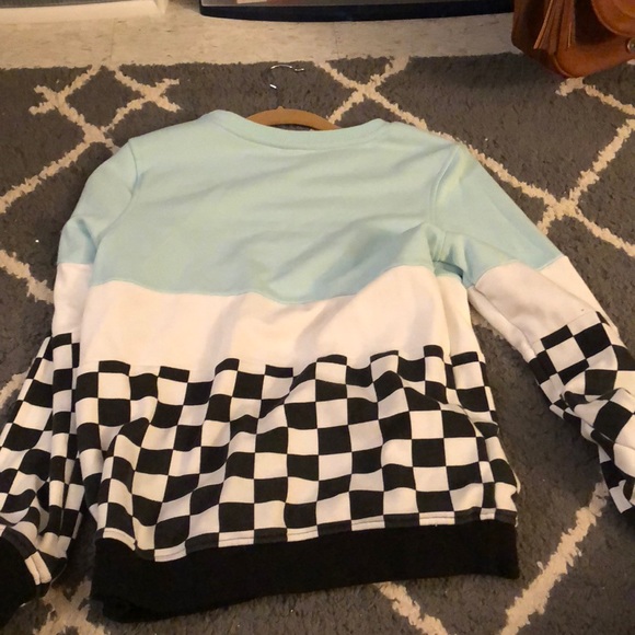 Pull over sweater - Picture 2 of 2